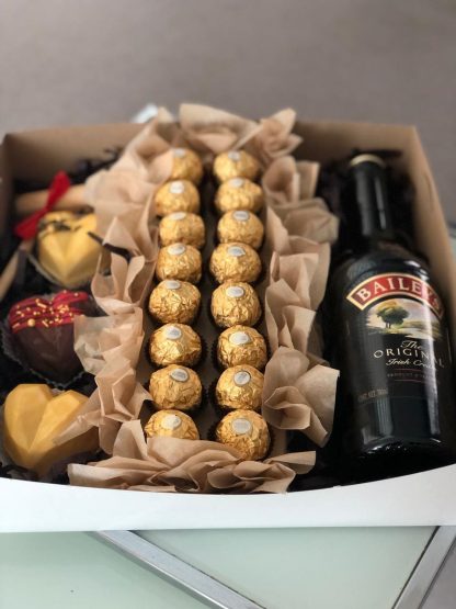 CAJA FERRERO