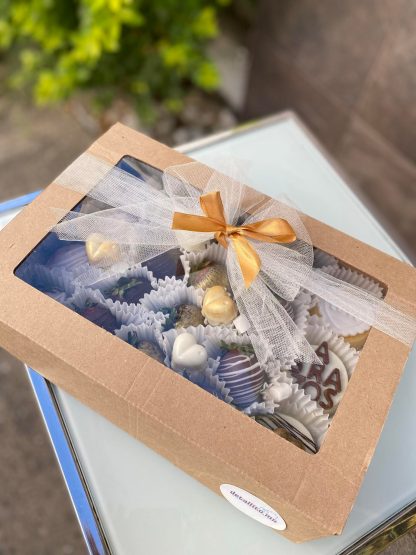 CAJA FRESAS Y CHOCOLATE - Imagen 3