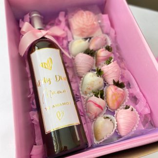 Caja Botella, Fresas y velita