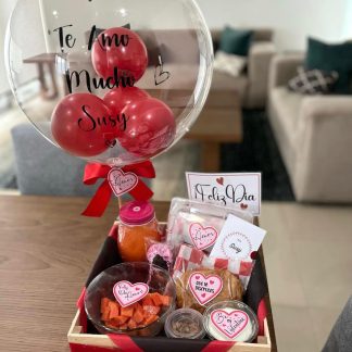 DESAYUNO CON GLOBO BURBUJA
