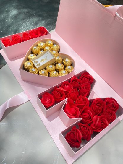 CAJA I LOVE M